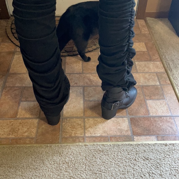 Boots - Picture 7 of 7